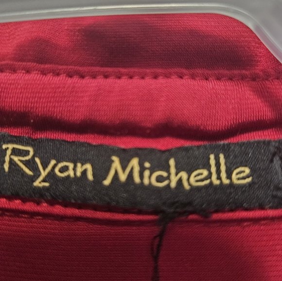 Red dress - Picture 2 of 2